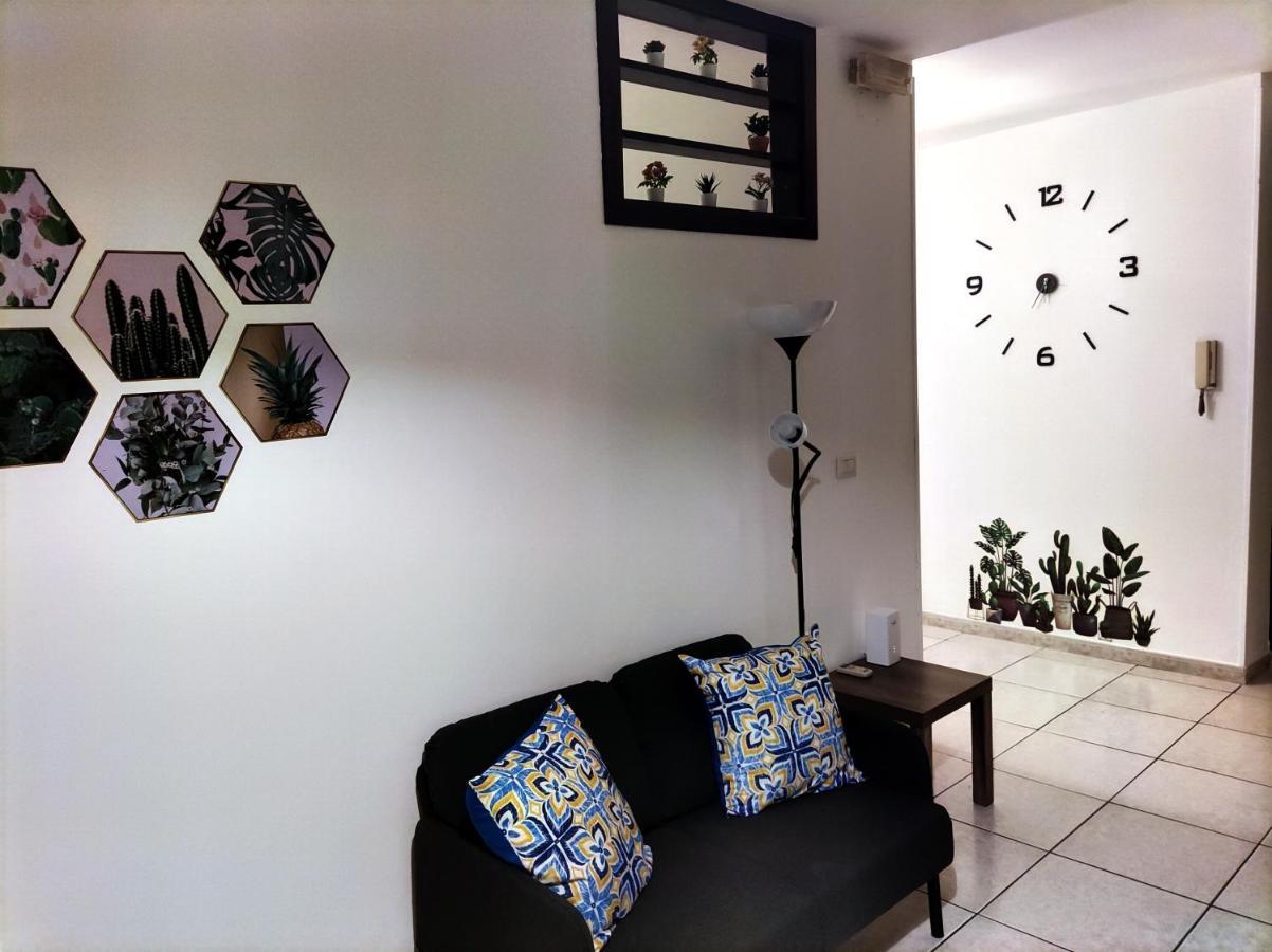 Apartamento La Dimora Fiorita CTA Exterior foto